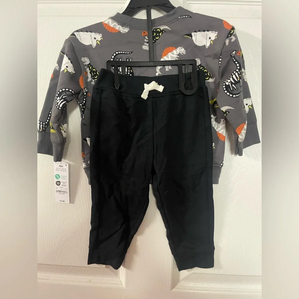 Carter's Child of Mine 12M Outfit‎ with Halloween Dinosaurs! NWT!